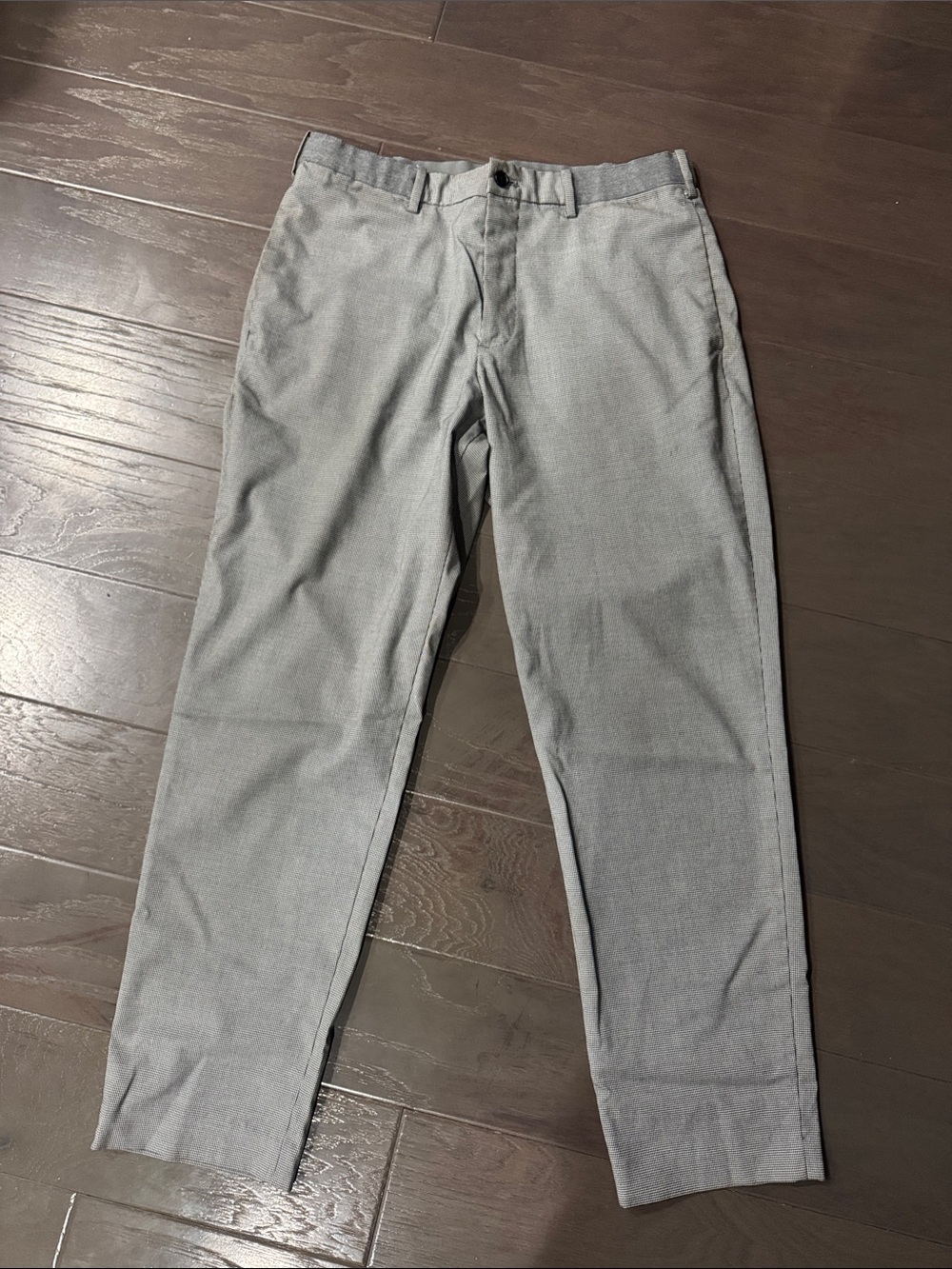 Uniqlo Mens Classic Gray Dress Pants
